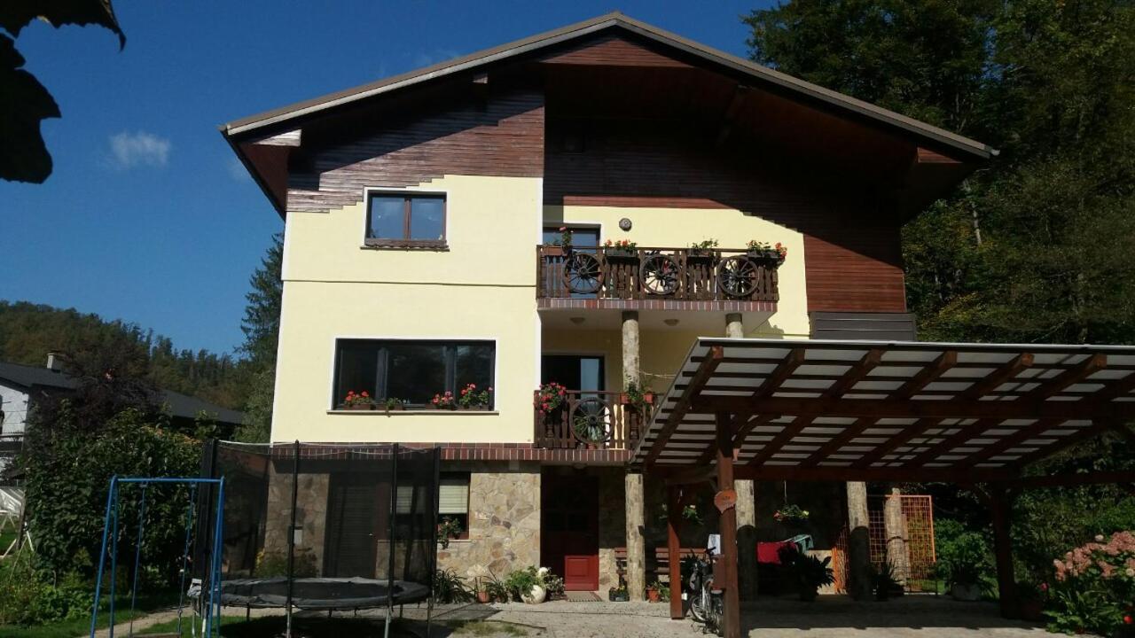 Appartment Bezenica Dobrova Exterior foto